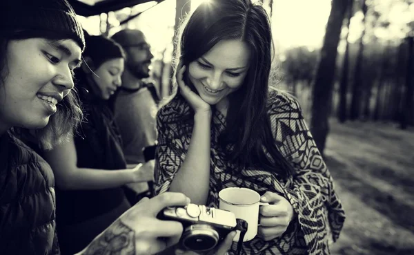 People Checking Photos on the camera — Stock Photo, Image