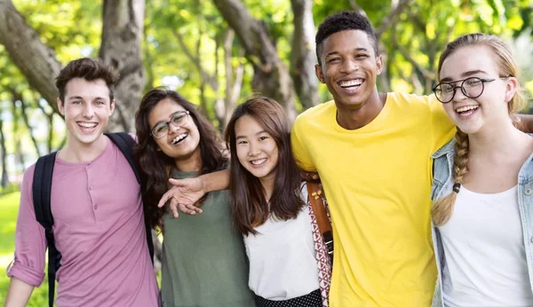 Diverse students Outdoors — Stock Photo, Image