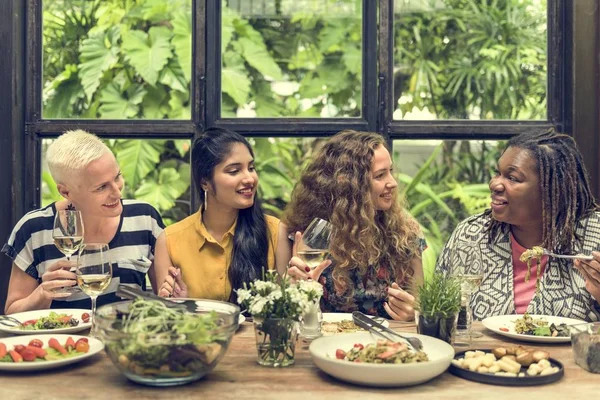 Women having Dinner — Stock Photo, Image