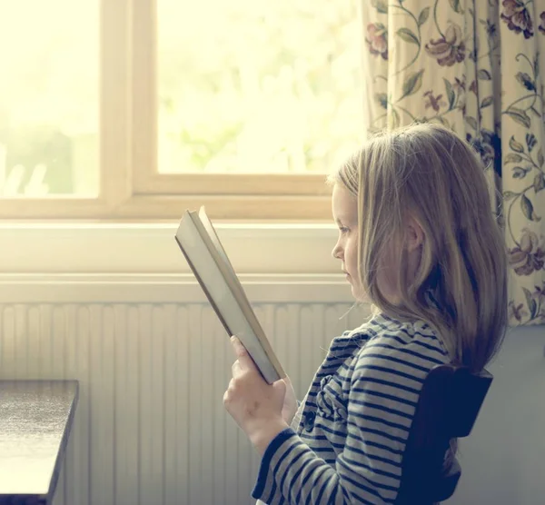 Adorable Girl Reading Storytelling — Stock Photo, Image