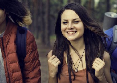 genç arkadaş seyahat 