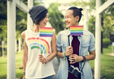 Lezbiyen çift anlar 