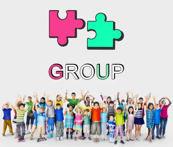 Diversiteit groep kinderen samen — Stockfoto
