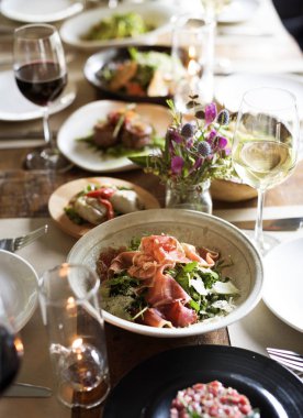 pastırma plaka ile lezzetli salata