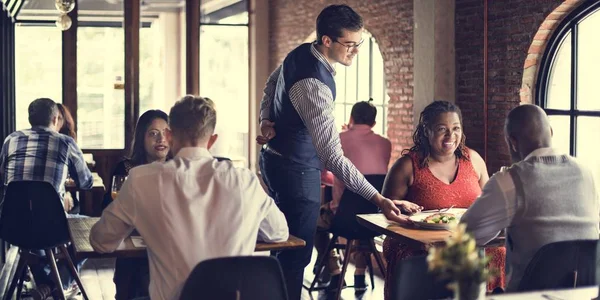 Mensen in Restaurant Concept — Stockfoto