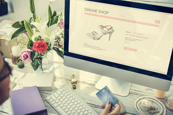 Winkelen Online commerciële Internet Concept — Stockfoto