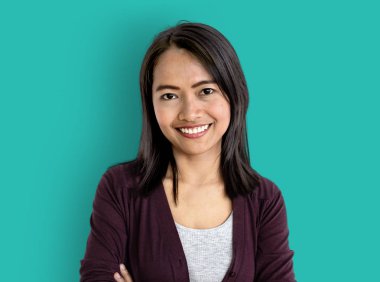 Gülümseyen kadın portresi