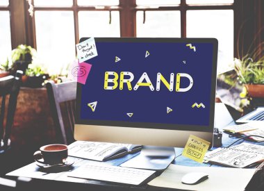 bilgisayar monitöründe çalışma alanı tablosu