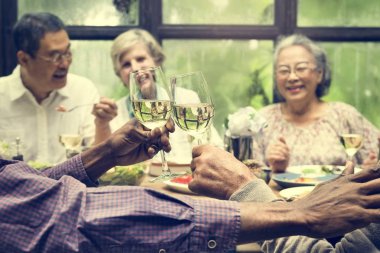 Emekli kıdemli buluşmak