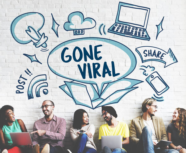 разнообразие друзей у стены
 