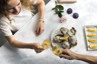 Çift yıldönümü kutlaması