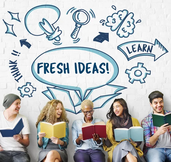 Group of people reading books — Stock Photo, Image