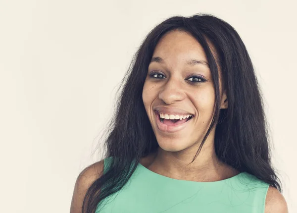 Afro-américaine femme dans le studio — Photo