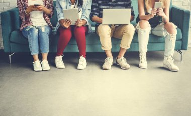 Dijital cihazlar kullanarak çeşitlilik öğrencilerin