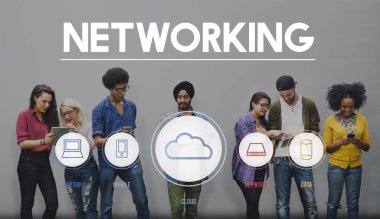 Farklı devisces kullanan öğrenciler