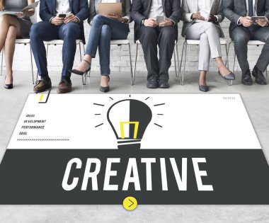 İş adamları toplantı bekliyor.