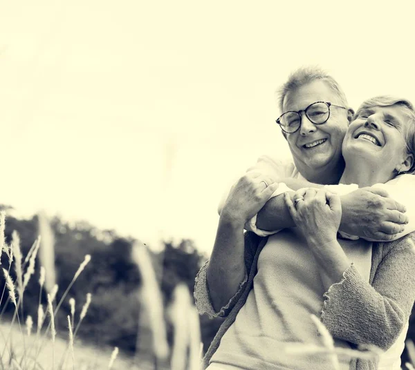 Anciano Senior Pareja enamorada — Foto de Stock