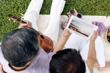 Çift dijital tablet kullanma