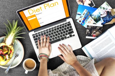 kadın internet tarama