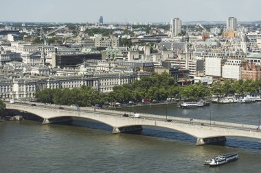 gerçek şehir binaları ile