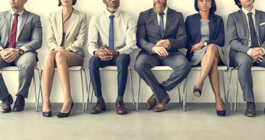 İş adamları toplantı bekliyor.