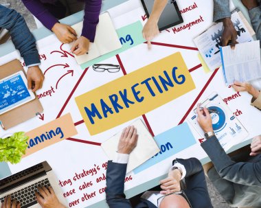 projede çalışan iş adamları