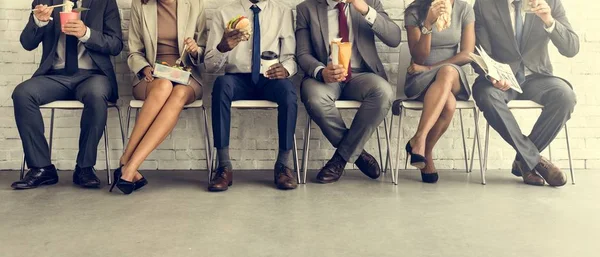 Equipe de negócios almoçando — Fotografia de Stock