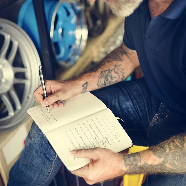 Coche Notas mecánicas de la escritura — Foto de Stock