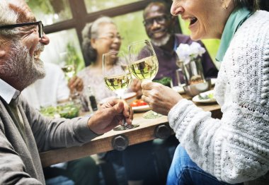 Emekli kıdemli buluşmak