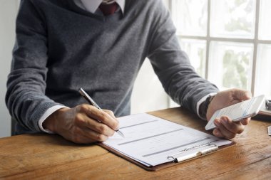 işadamı yazılı notlar