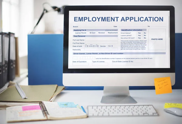 Computer's monitor on table — Stock Photo, Image