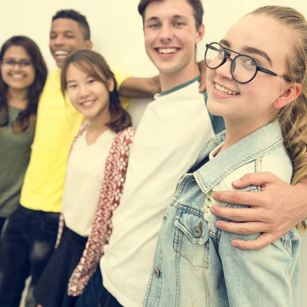 Diversidad grupo de estudiantes — Foto de Stock