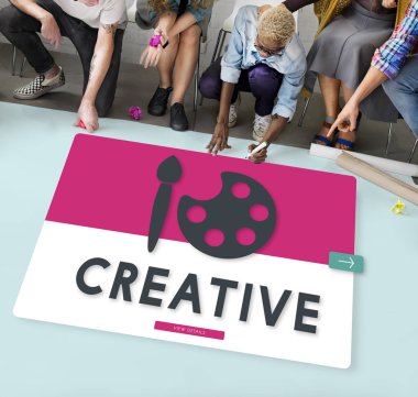 Kattaki insanlar çizim afiş