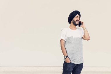 Türban yakışıklı Hint adam