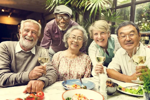Старший пенсія Зустріч — стокове фото