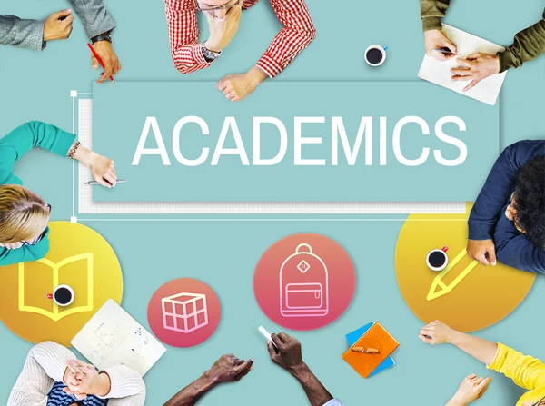 projede çalışan iş adamları