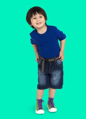 Asyalı çocuk Studio poz 