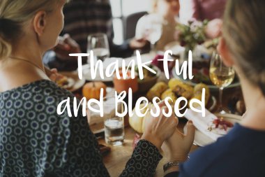 hizmet masada yemek insanlar