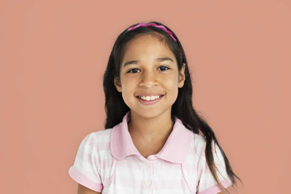 Menina posando em estúdio — Fotografia de Stock