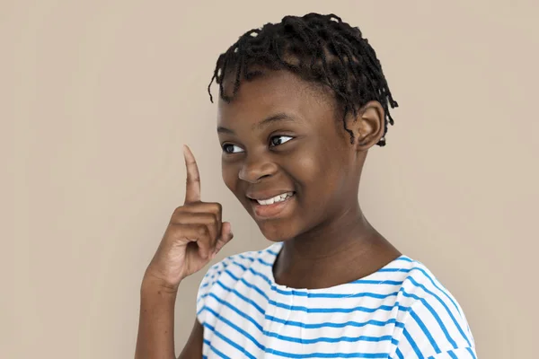 Menina posando em estúdio — Fotografia de Stock