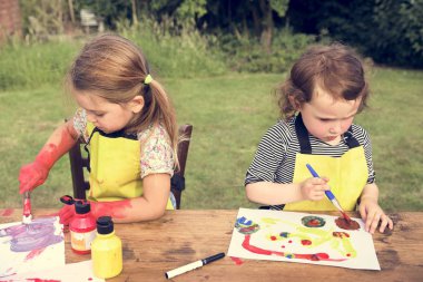 Resim öğrenme evlat 