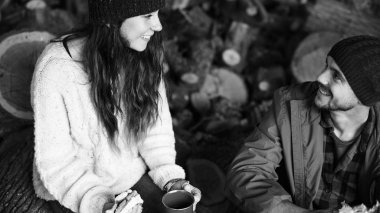 genç bir çift Dağları