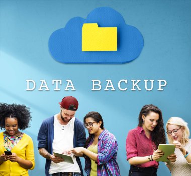 Dijital devisces kullanan öğrenciler