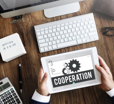 işadamı tablet kullanma 