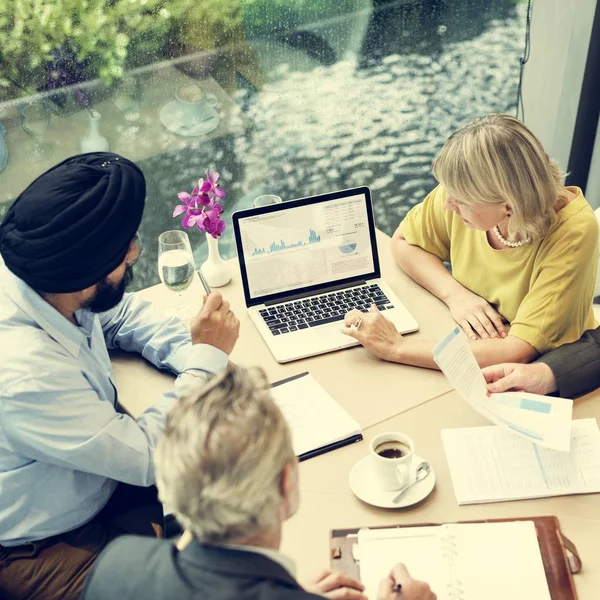 Business People at meeting in restaurant — Stock Photo, Image