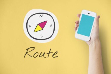 akıllı telefon elinde 