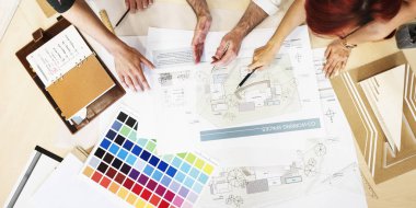 projede çalışan mimarlar 