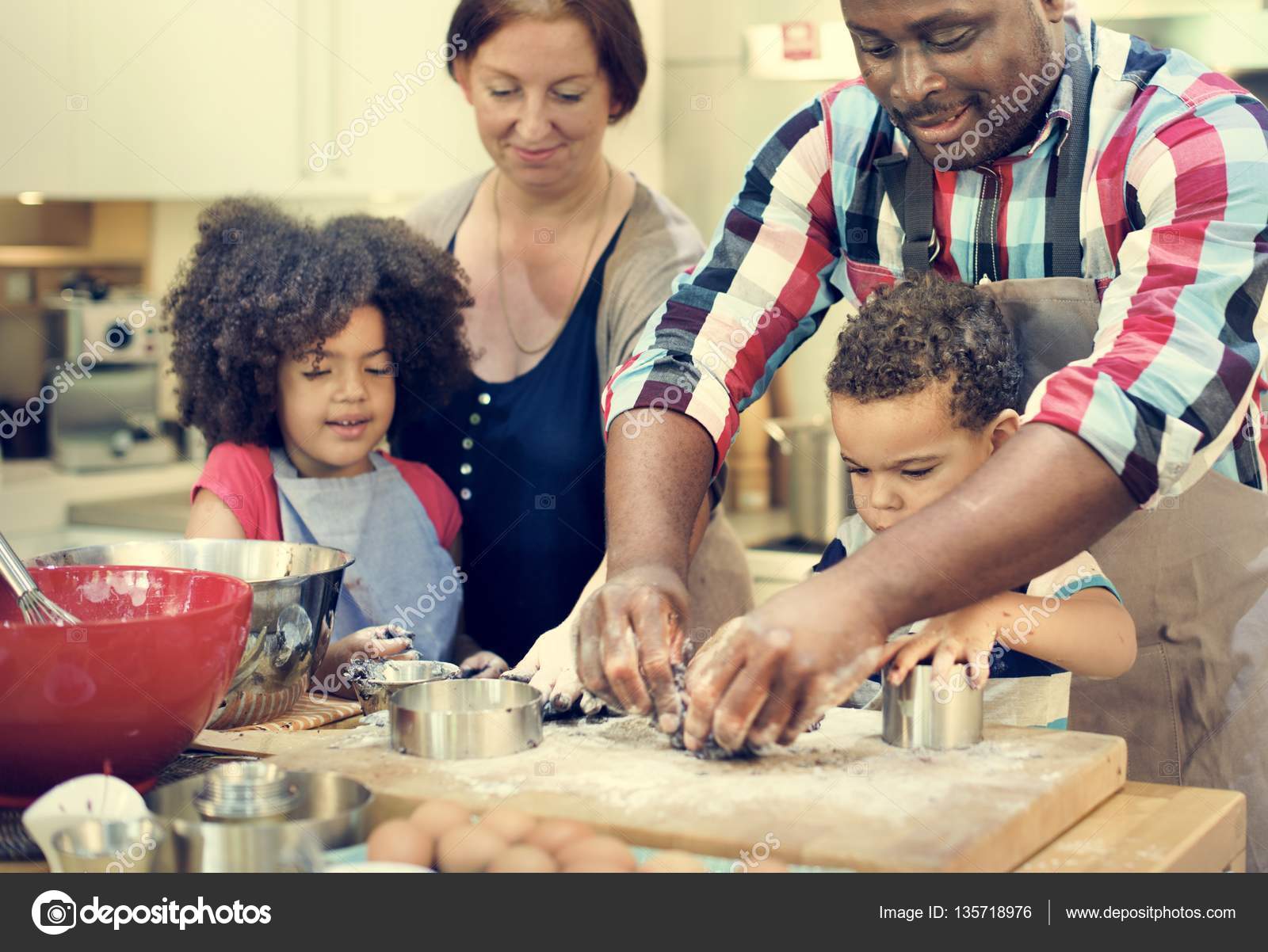 Family cooking Stock Photos, Royalty Free Family cooking Images ...