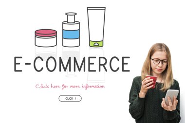 smartphone ve kırmızı Kupası kızla