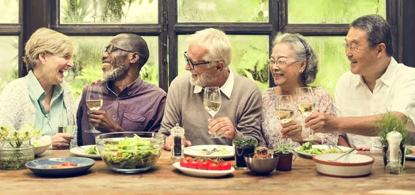 Senior pensioen ontmoeten — Stockfoto